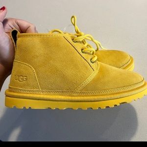 Ugg Neumel Yellow Boots Size 6